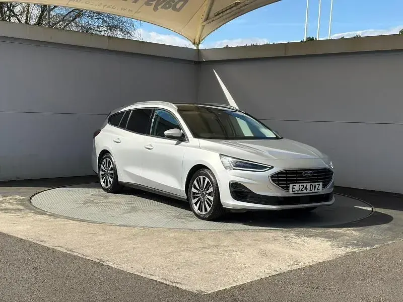 Used Ford Focus Titanium X 125 HP (91 kW) 2024 Silver Estate