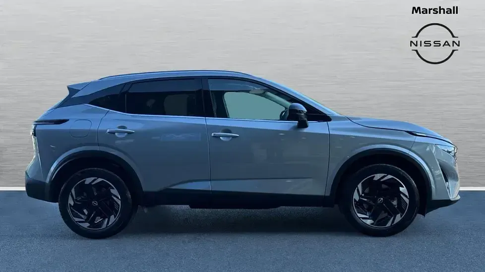New Nissan Qashqai 140 HP (102 kW) 2026 Blade silver SUV