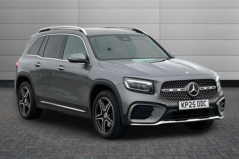 Used Mercedes GLB200 Executive 163 HP (119 kW) 2025 Cosmos black SUV
