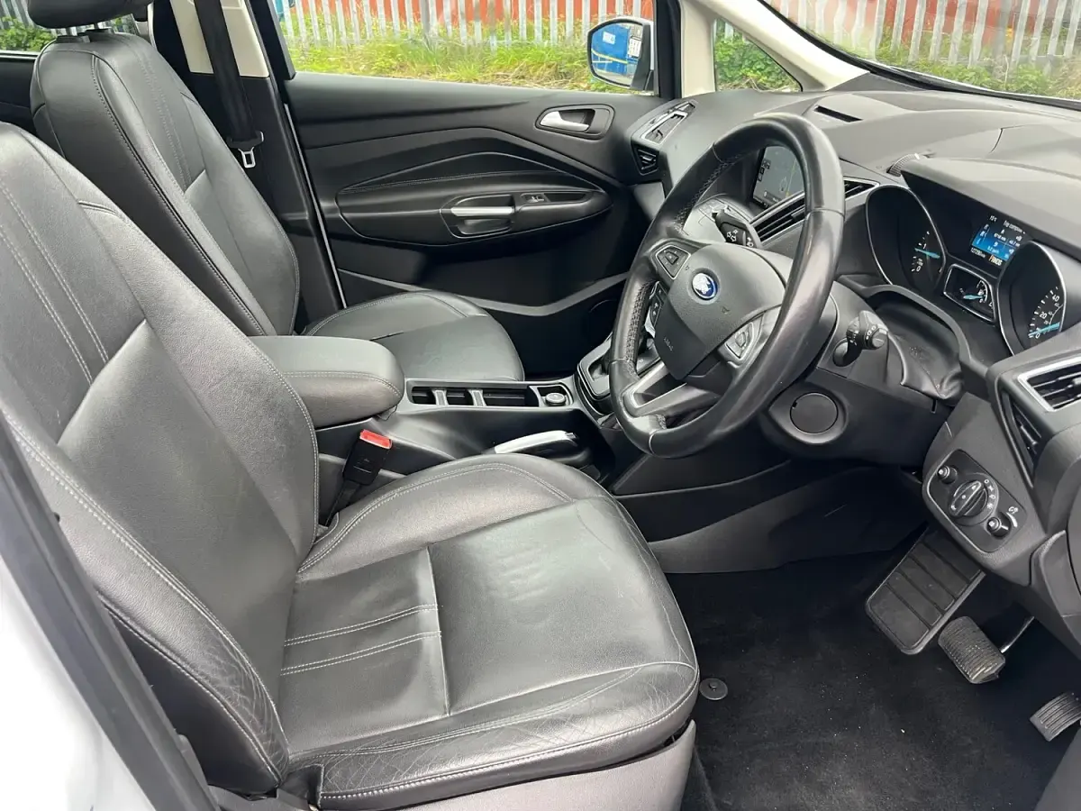 Used Ford Grand C-Max Titanium X 2015 White MPV