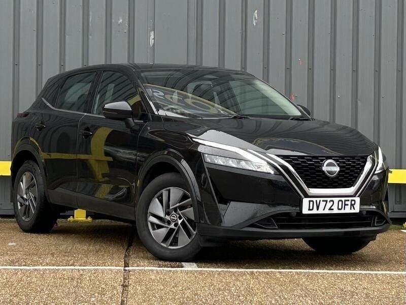 Black Used 2022 Nissan Qashqai Acenta Premium SUV | £16,695 (Good price) - Image 1/4