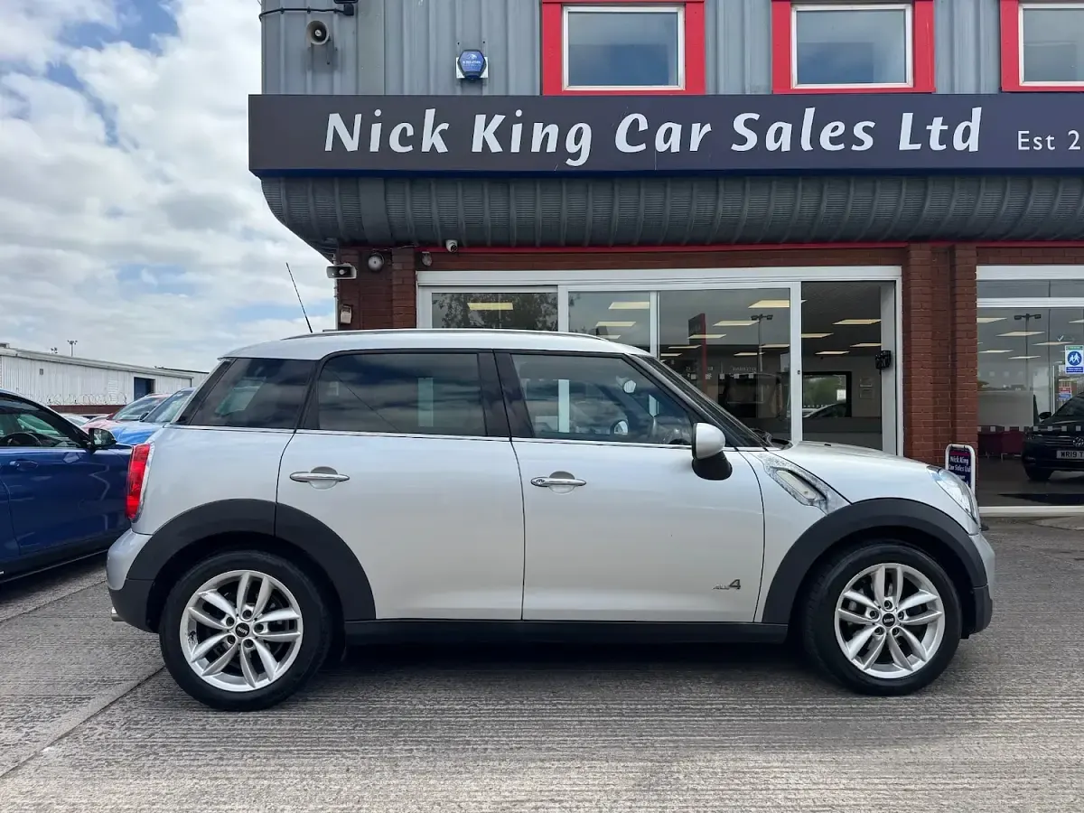 Used Mini Cooper D Chili 2013 Crystal silver Hatchback