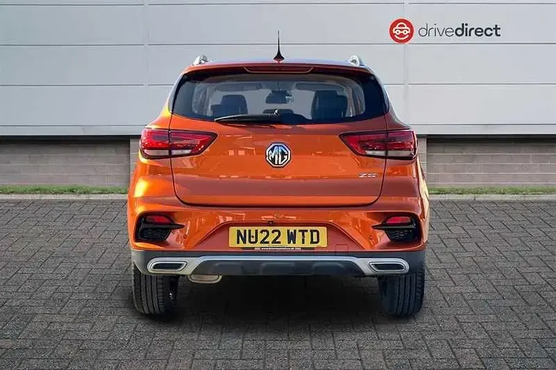 Usado MG ZS Exclusive 111 HP (81 kW) 2022 Laranja SUV