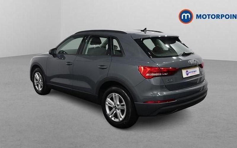 Used Audi Q3 Comfort 150 HP (110 kW) 2022 Grey SUV