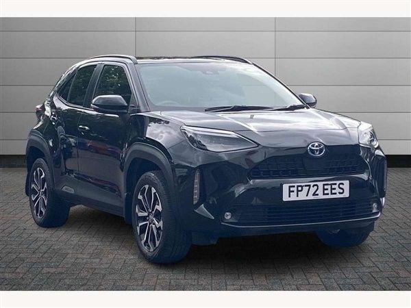 Black Used 2022 Toyota Yaris Cross Design SUV | £20,499 (Fair price) - Image 1/3