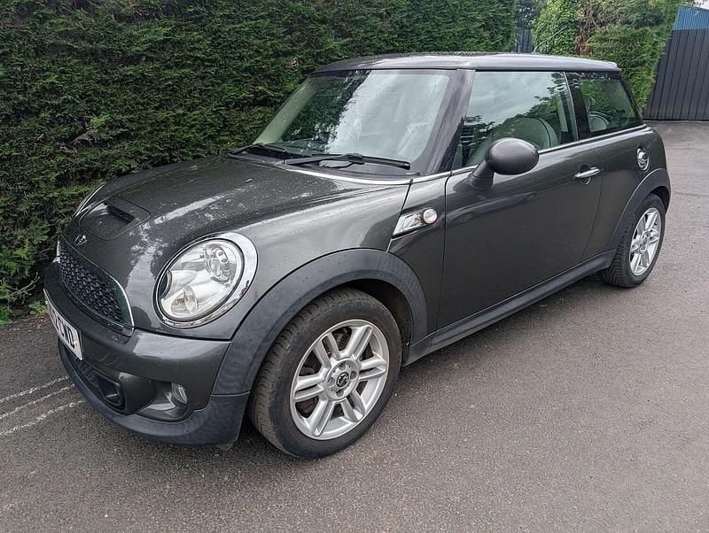Grey Used 2012 Mini Cooper S Hatch Hatchback | £4,995 (Fair price) - Image 1/4