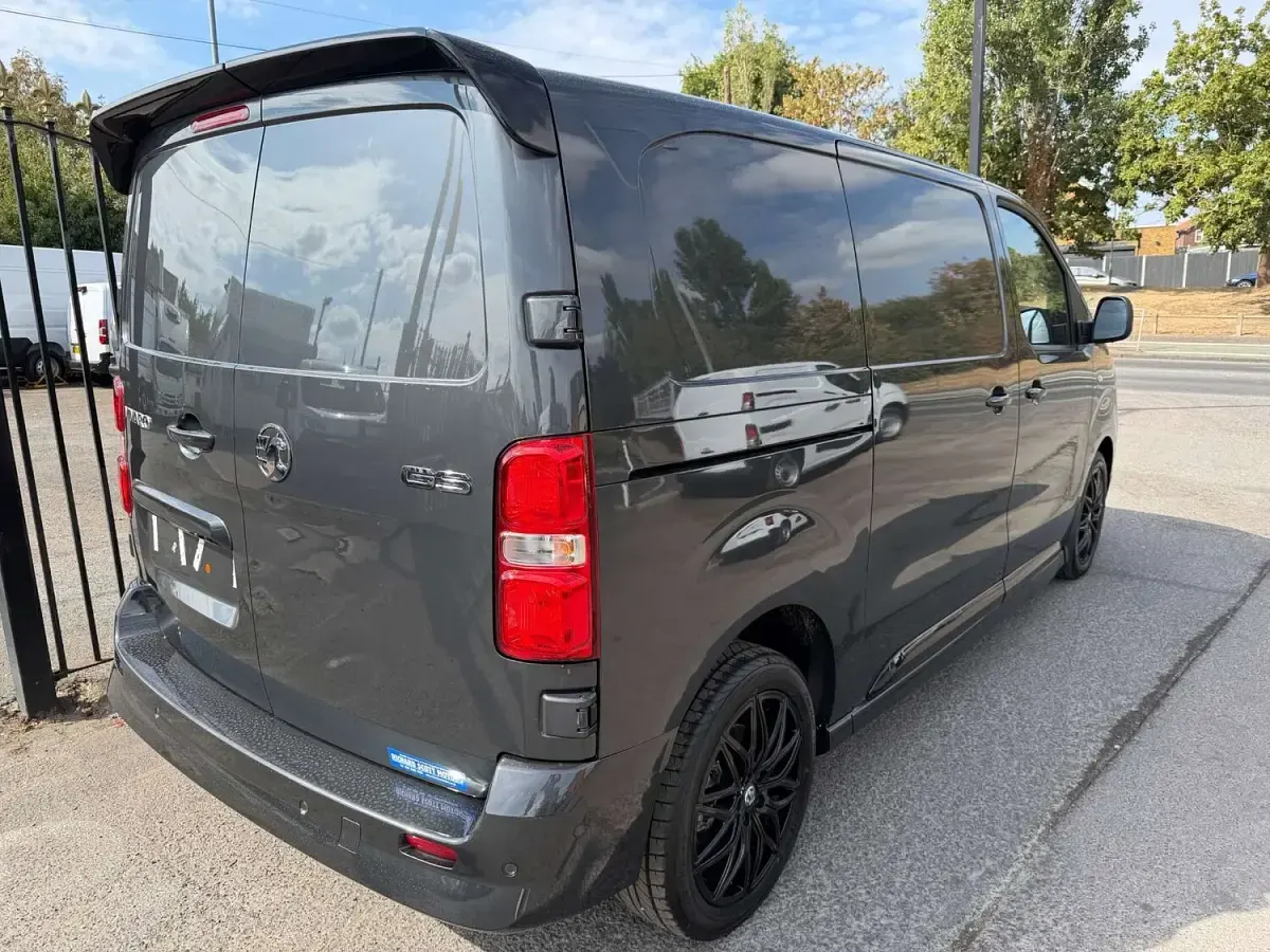 New Vauxhall Vivaro S 180 HP (132 kW) 2026 Unknown MPV