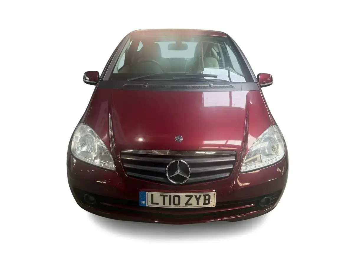 Used Mercedes A160 Classic 2010 Red Hatchback