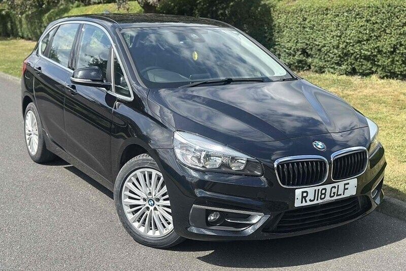 Black sapphire metallic paint Used 2018 BMW 216 Active Tourer Luxury Line MPV | £9,490 (Good price) - Image 1/1