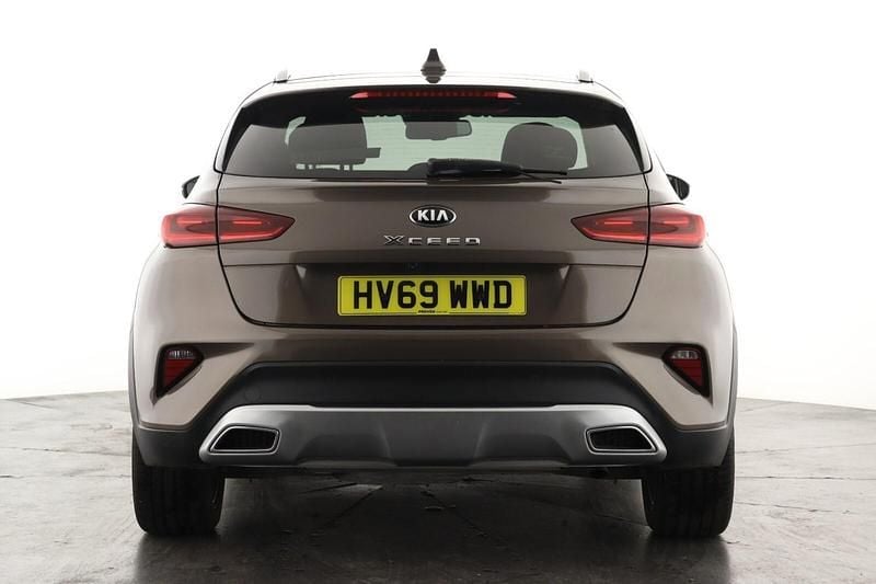 Used Kia XCeed 138 HP (101 kW) 2019 Brown SUV