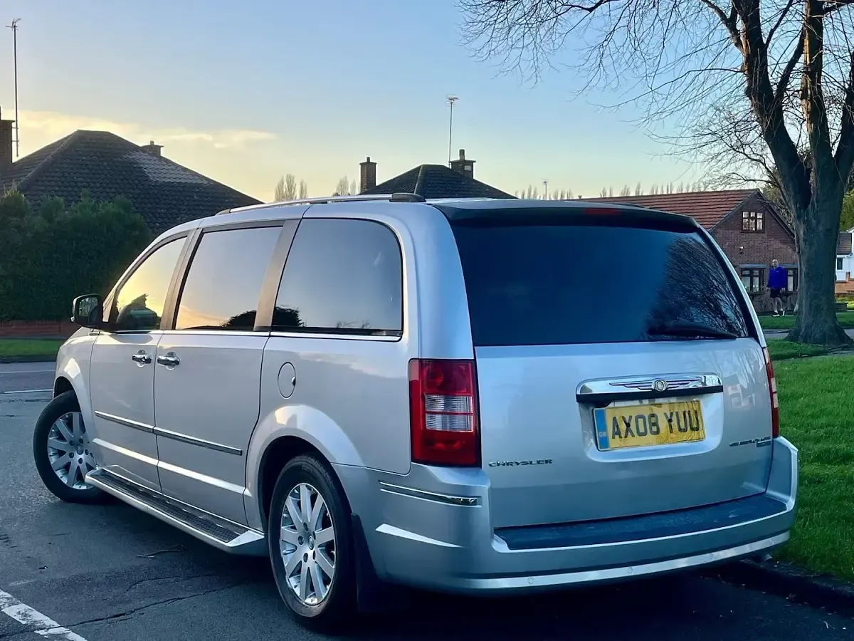 Used Chrysler Grand Voyager Limited 2008 Silver MPV