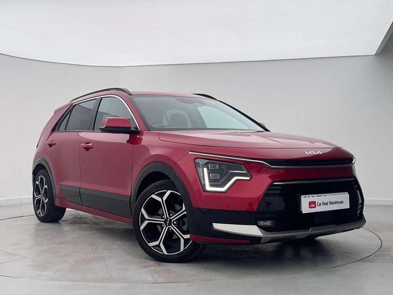 Red Used 2022 Kia Niro 3 SUV | £21,899 (Fair price) - Image 1/4