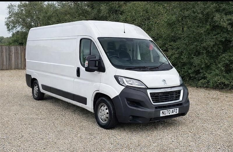 Used Peugeot Boxer S 140 HP (102 kW) 2021 White Van