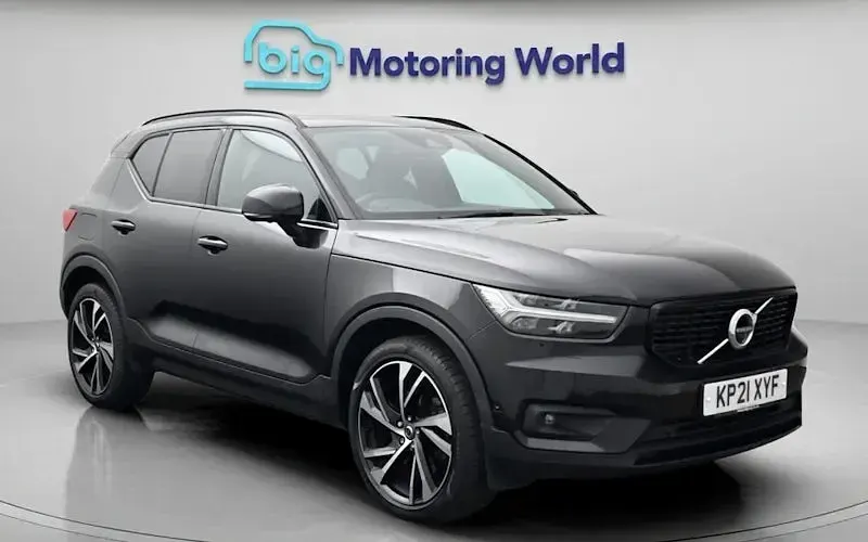 Begagnad Volvo XC40 R-Design Pro 262 HK (192 kW) 2021 SUV