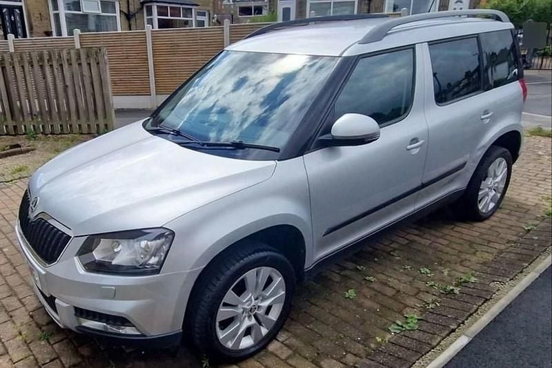 Silver Used 2016 Skoda Yeti Elegance SUV | £8,895 (Fair price) - Image 1/1