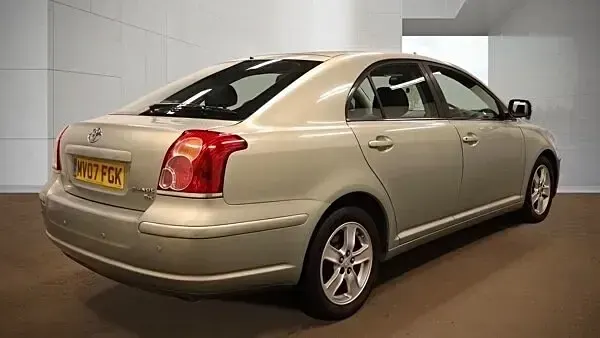 Used Toyota Avensis T3 2007 Silver Hatchback
