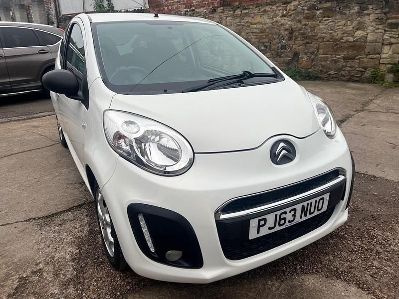 Używany Citroën C1 VTR Sport 68 KM (50 kW) 2013 Biały Hatchback