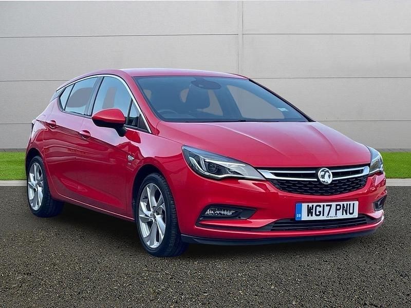 Used Vauxhall Astra SRi 150 HP (110 kW) 2017 Red Hatchback