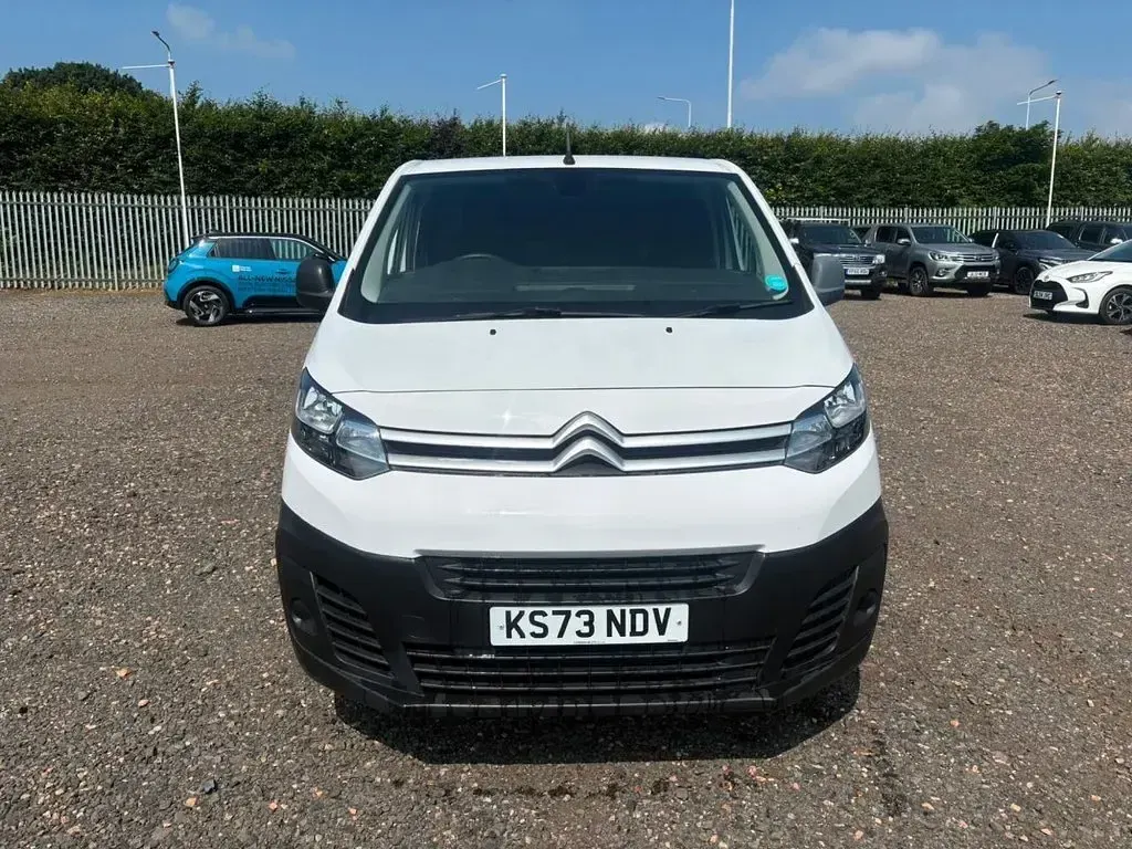 Used Citroën Dispatch 2023 White MPV