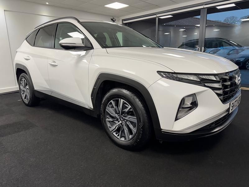 Used Hyundai Tucson SE 150 HP (110 kW) 2022 White SUV
