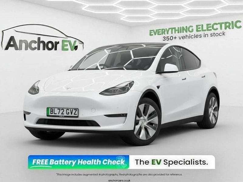 Used Tesla Model Y Long Range AWD 378 kW (514 HP) 2022 White SUV