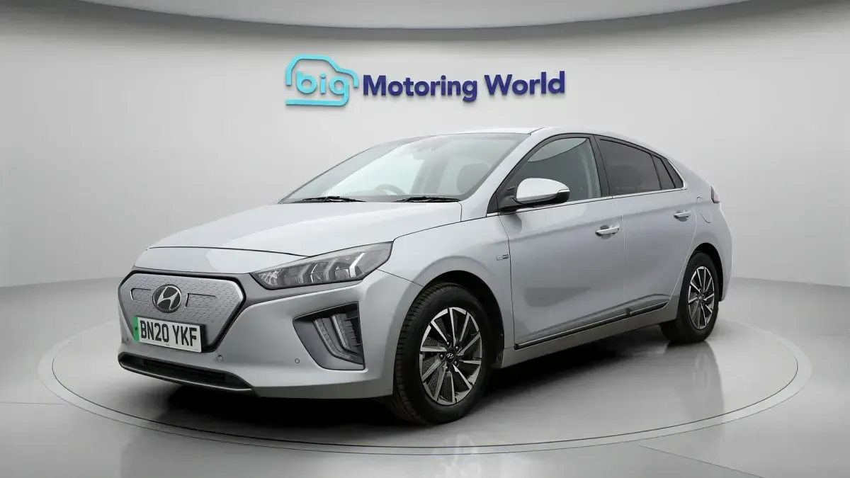 Used Hyundai Ioniq Premium SE 100 kW (136 HP) 2020 Silver Hatchback