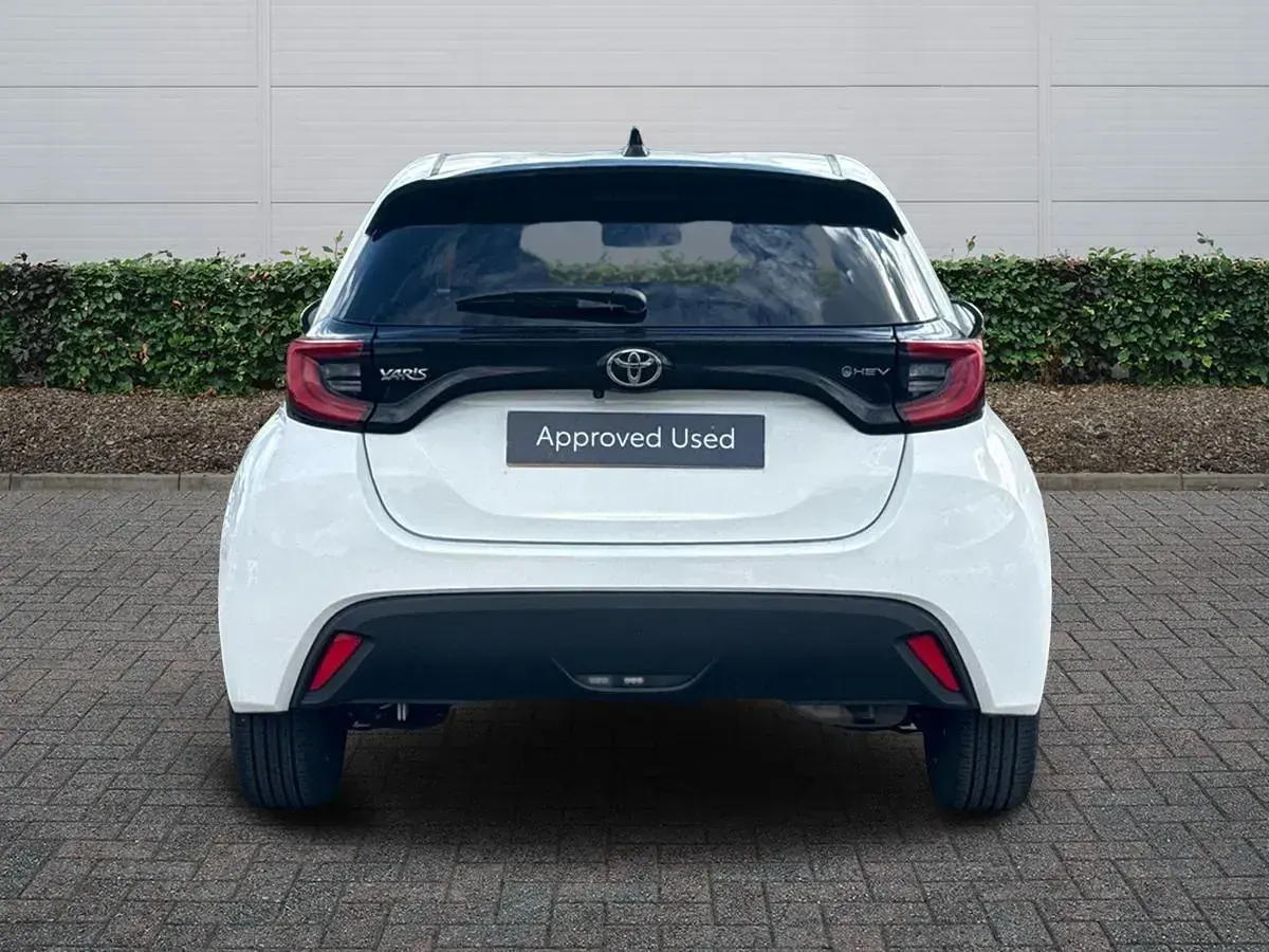 New Toyota Yaris Design 2025 White Hatchback
