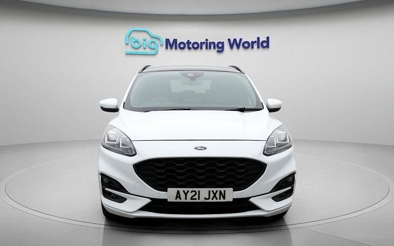 Used Ford Kuga ST-Line X 150 HP (110 kW) 2021 White SUV