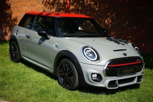 Grey Used 2018 Mini Cooper S Hatch Hatchback | £11,950 (Fair price) - Image 1/1