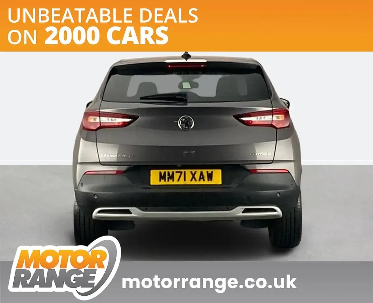 Used Vauxhall Grandland X SRi 128 HP (94 kW) 2022 Grey SUV