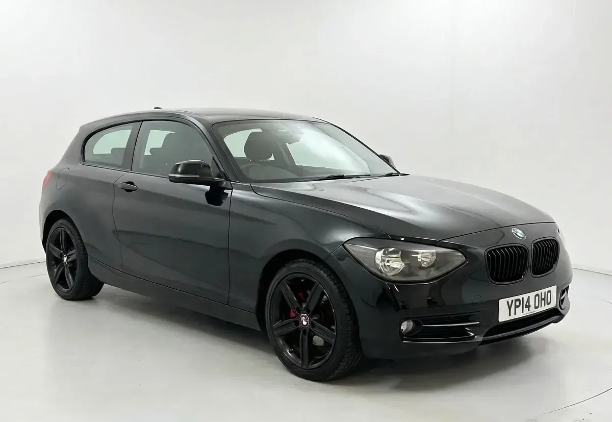 Used BMW 116 Sport Line 2014 Black Hatchback