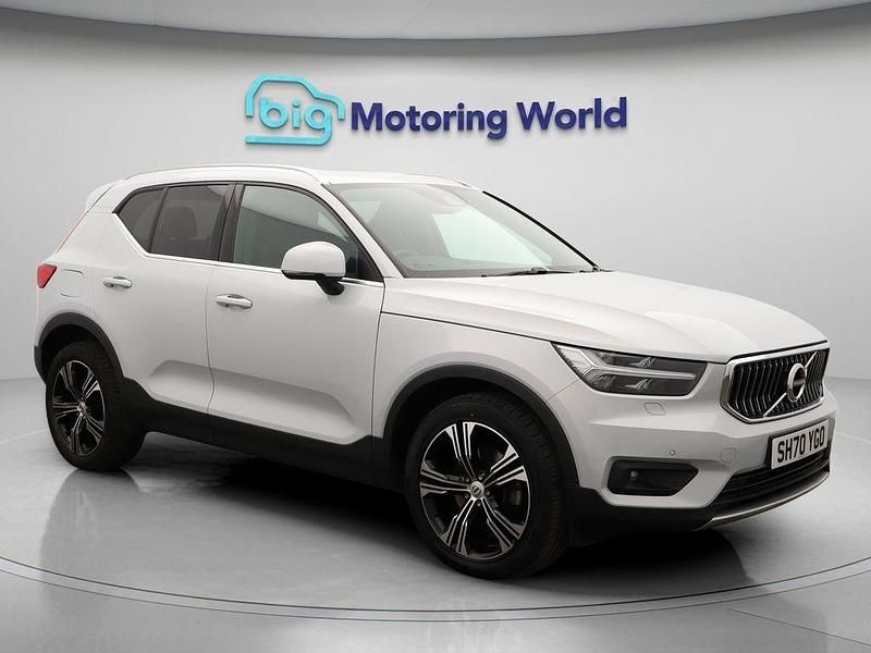 Silver Used 2020 Volvo XC40 Inscription SUV | £19,799 (Good price) - Image 1/4