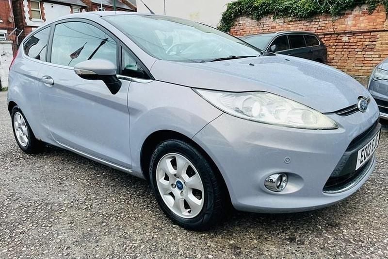 Silver Used 2012 Ford Fiesta Titanium Hatchback | £2,495 (Good price) - Image 1/1