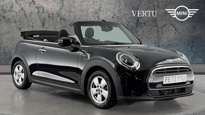 Black Used 2022 Mini Cooper Classic Hatchback | £19,949 (A bit pricey) - Image 1/4
