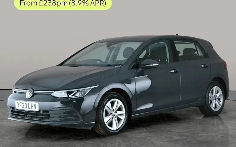 Used VW Golf VIII Life 150 HP (110 kW) 2023 Hatchback