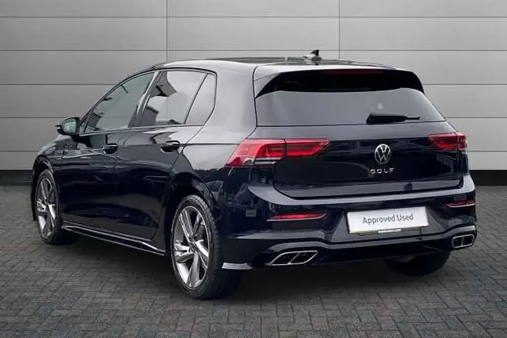Used VW Golf VII R-line 150 HP (110 kW) 2020 Black Hatchback