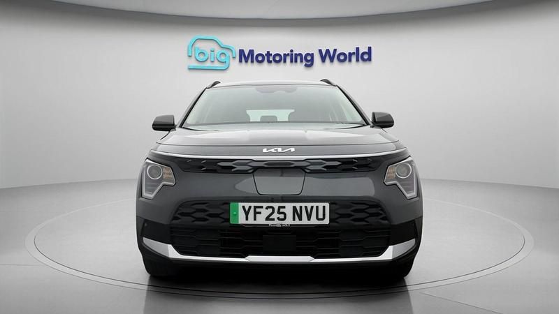 Used Kia Niro 150 kW (204 HP) 2025 Grey SUV