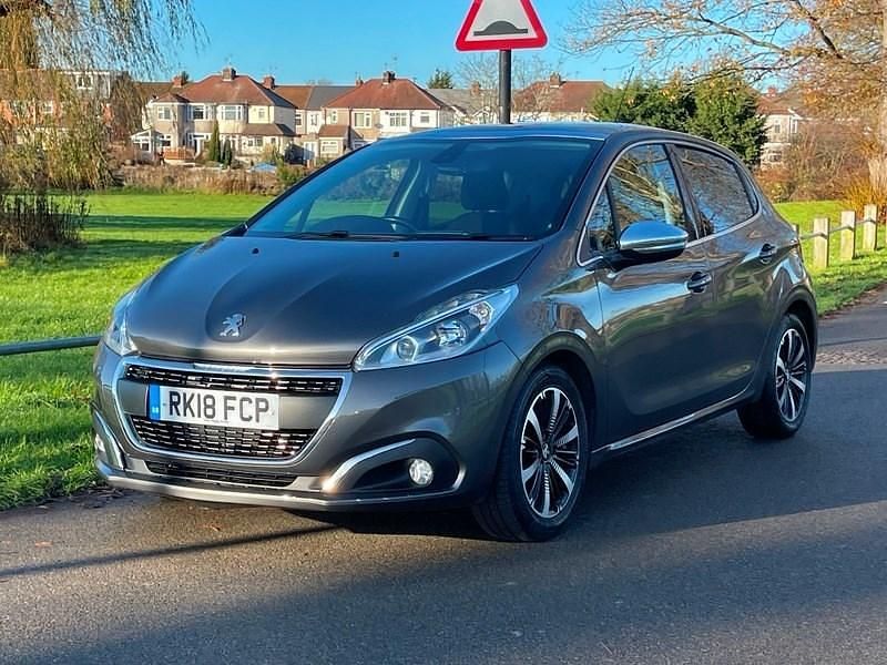 Used Peugeot 208 Allure Premium 2018 Grey Hatchback