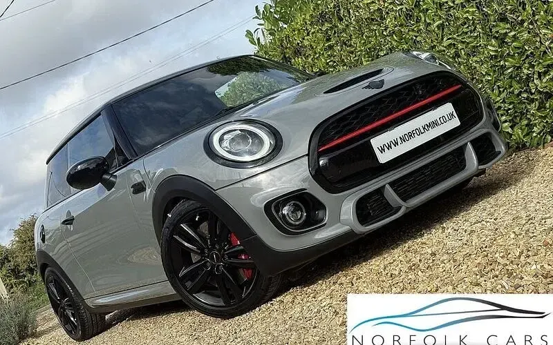 Używany Mini Cooper S Hatch 192 KM (141 kW) 2019 Hatchback