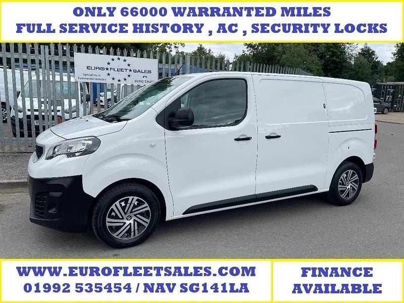 White Used 2021 Peugeot Expert Van | £10,450 (Fair price) - Image 1/4