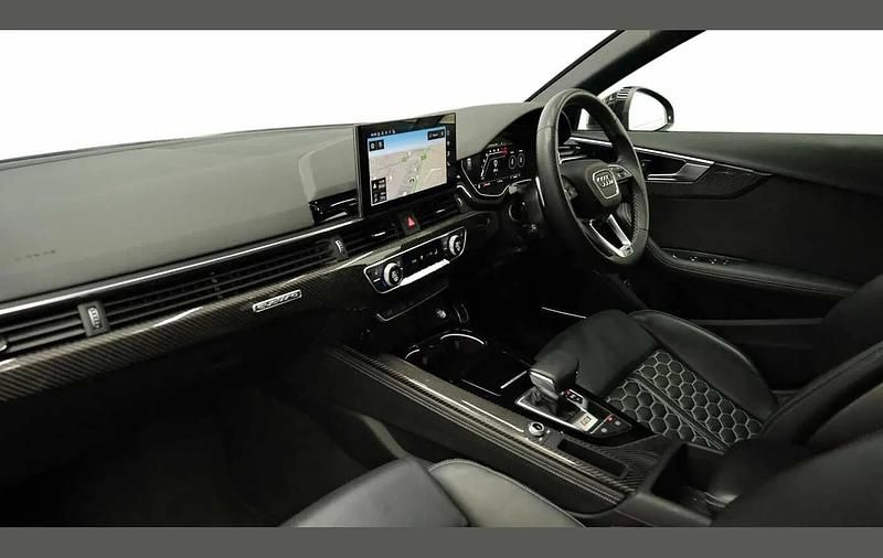 Used Audi RS4 Design 444 HP (326 kW) 2024 Black Estate