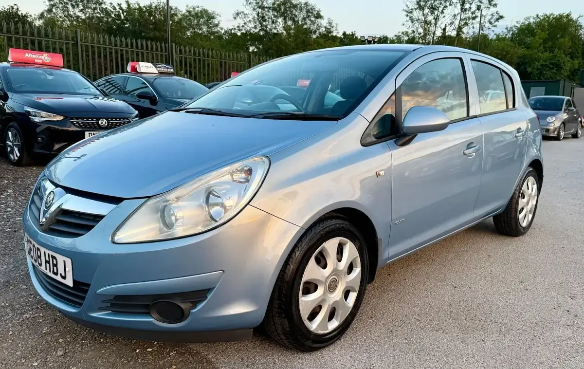 Used Vauxhall Corsa Club 89 HP (65 kW) 2008 Blue Hatchback