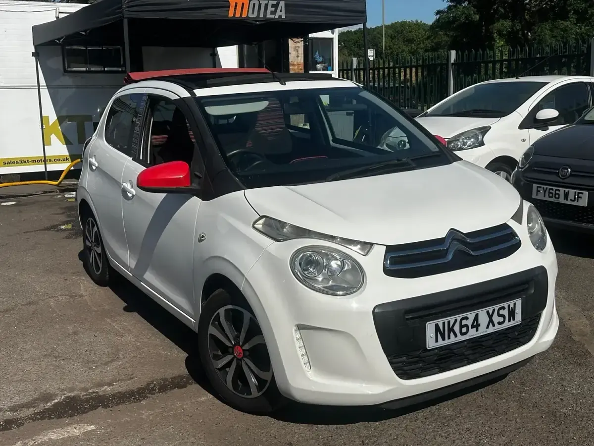 Used Citroën C1 Feel 68 HP (50 kW) 2014 White Hatchback