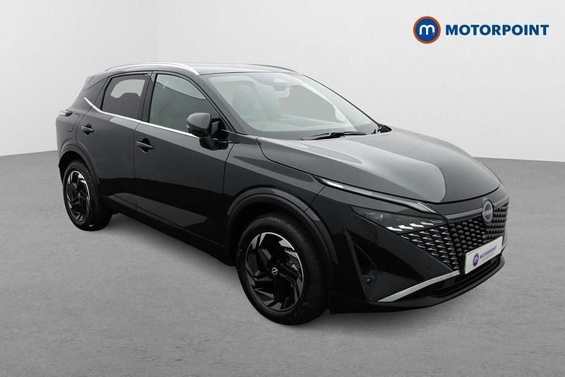 Black New 2025 Nissan Qashqai N-Connecta SUV | £25,099 - Image 1/4