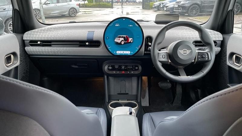 Used Mini Cooper S Hatch 201 HP (147 kW) 2025 White Hatchback