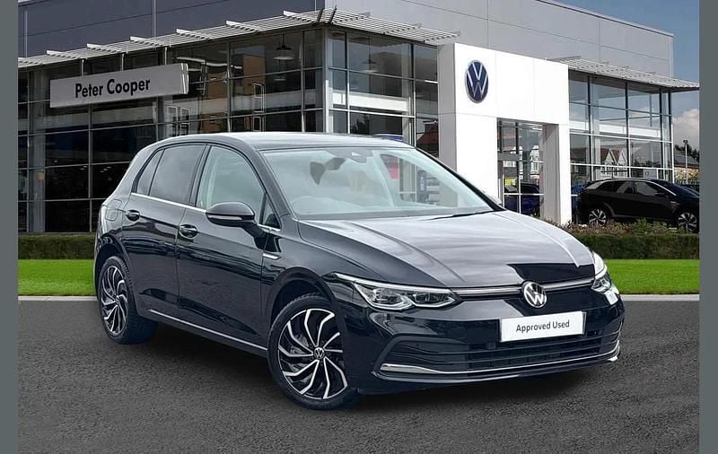 Used VW Golf VIII Edition 130 HP (95 kW) 2023 Black Hatchback