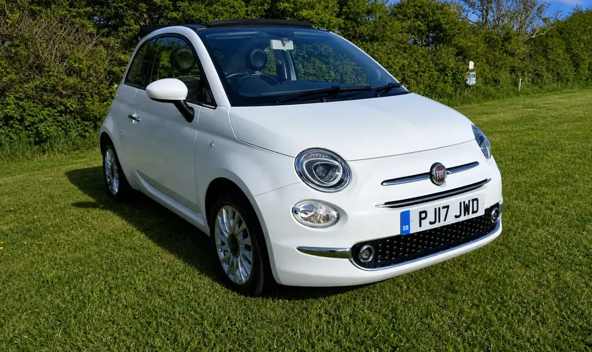 Used Fiat 500 Lounge 2017 White Cabriolet
