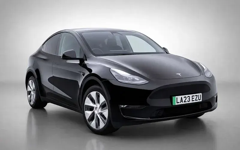 Used Tesla Model Y Long Range AWD 286 kW (389 HP) 2025 SUV