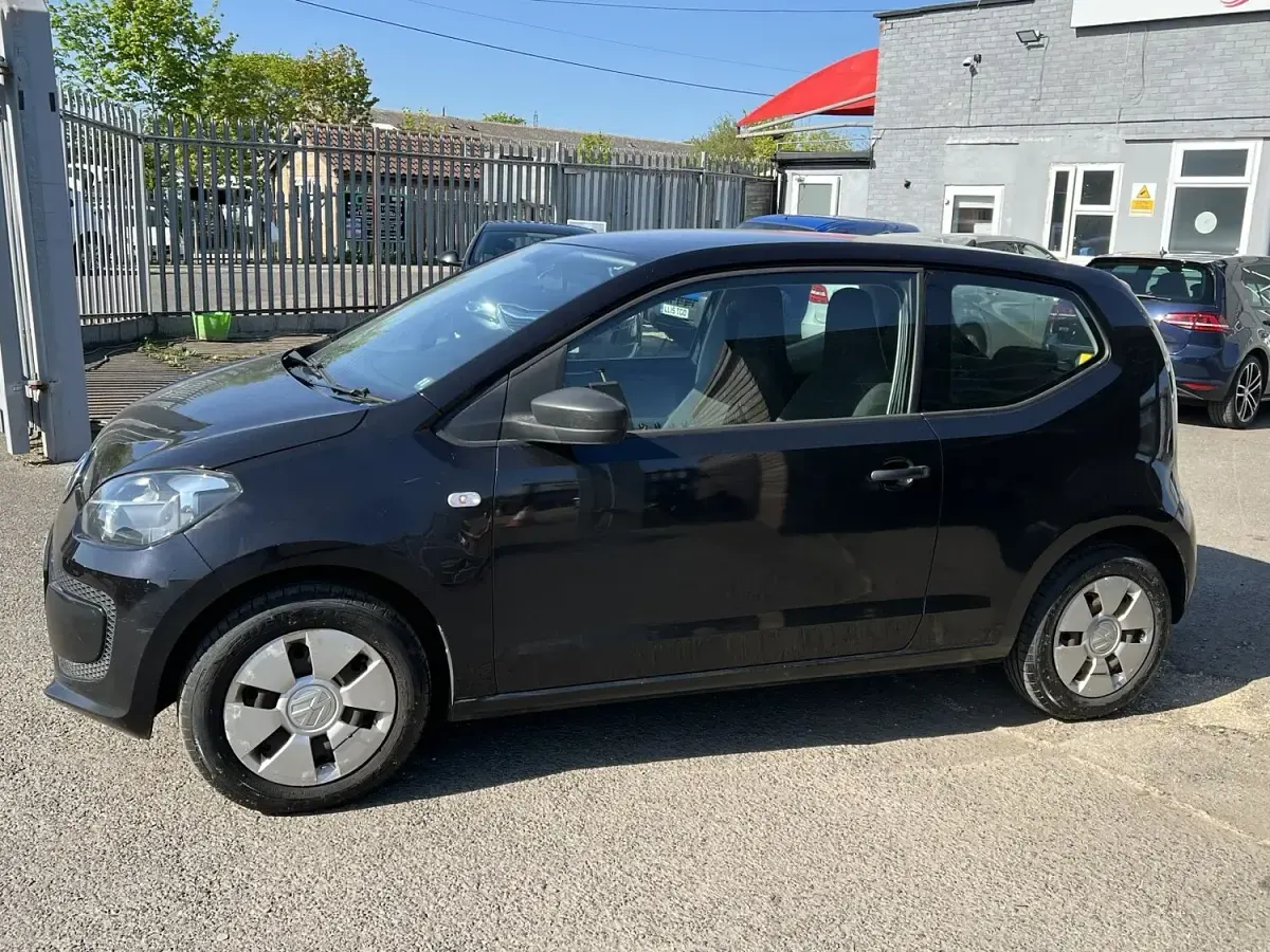 Used VW up! take up! 60 HP (44 kW) 2014 Black Hatchback