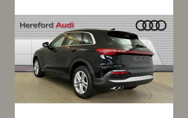 New Audi Q5 Sport 200 HP (147 kW) 2025 Other SUV
